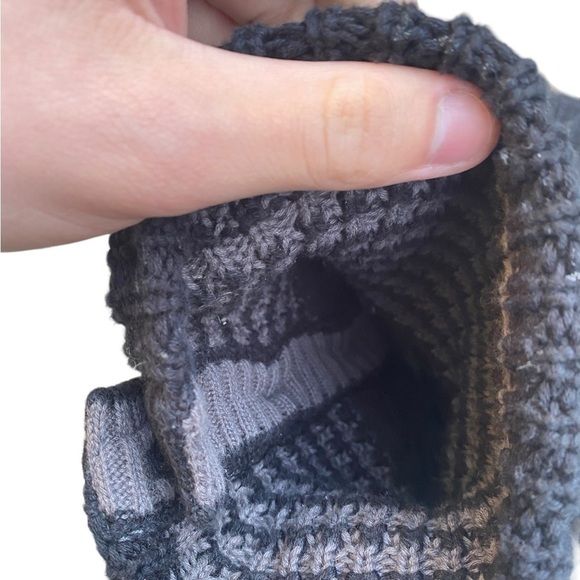 Ugg Australia Leland Cable Knit Boots With Buttons Size 6 Black - Picture 6 of 7